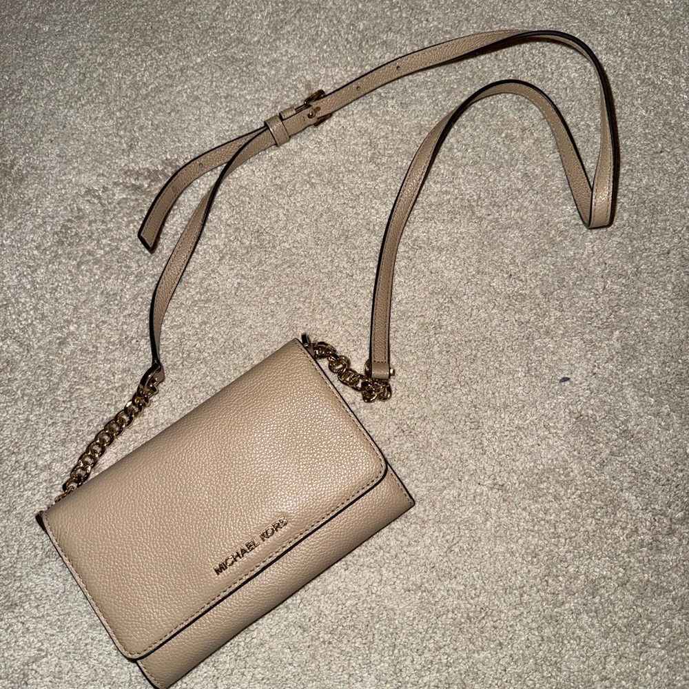 Michael Kors Beige Crossbody Bag with Gold Chain